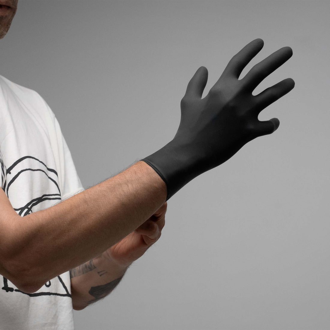 Piranha Black Latex Gloves: 9 Reasons They Lead the World