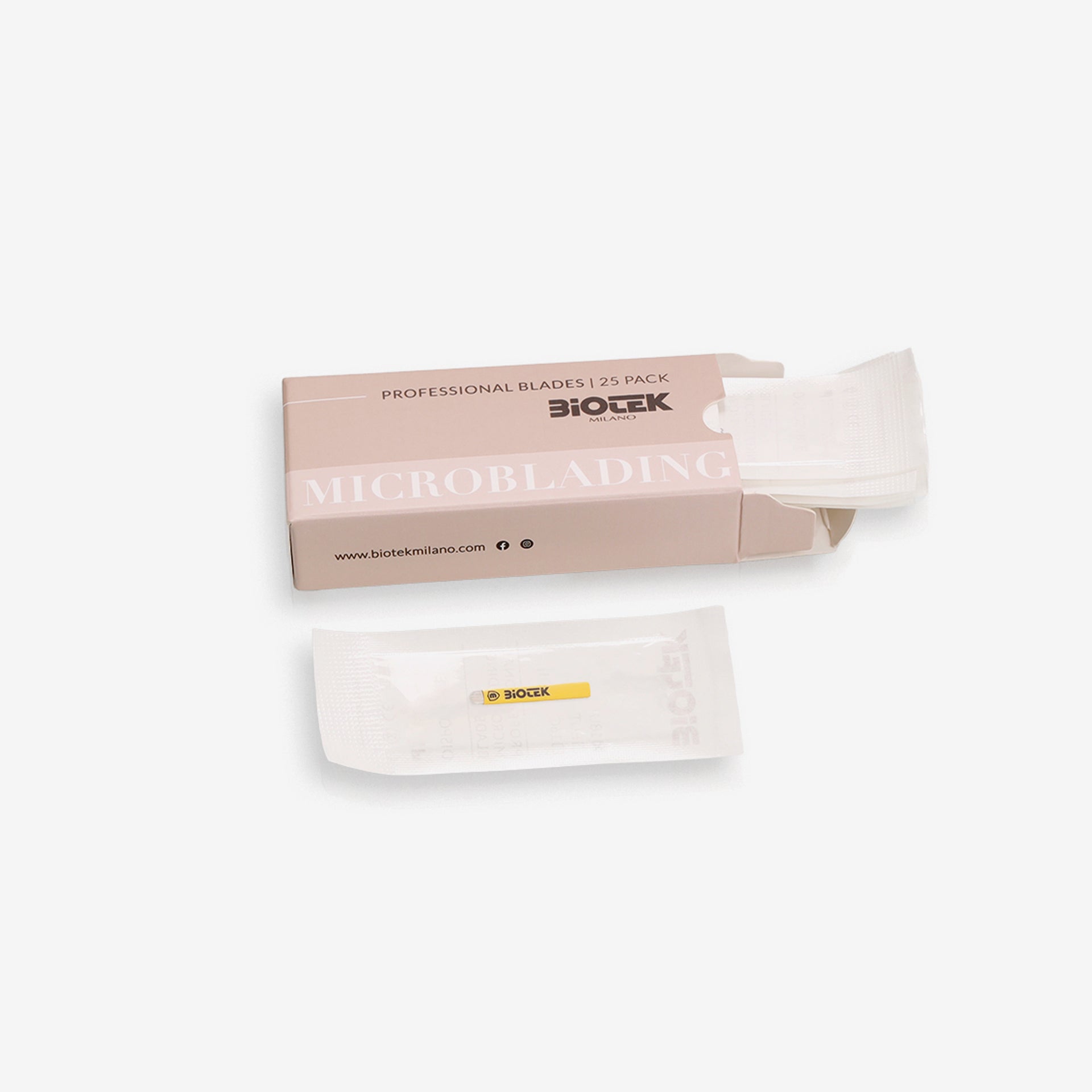 Biotek Microblading Blades Flexi 18U 0,15 mm - 12000-027-06