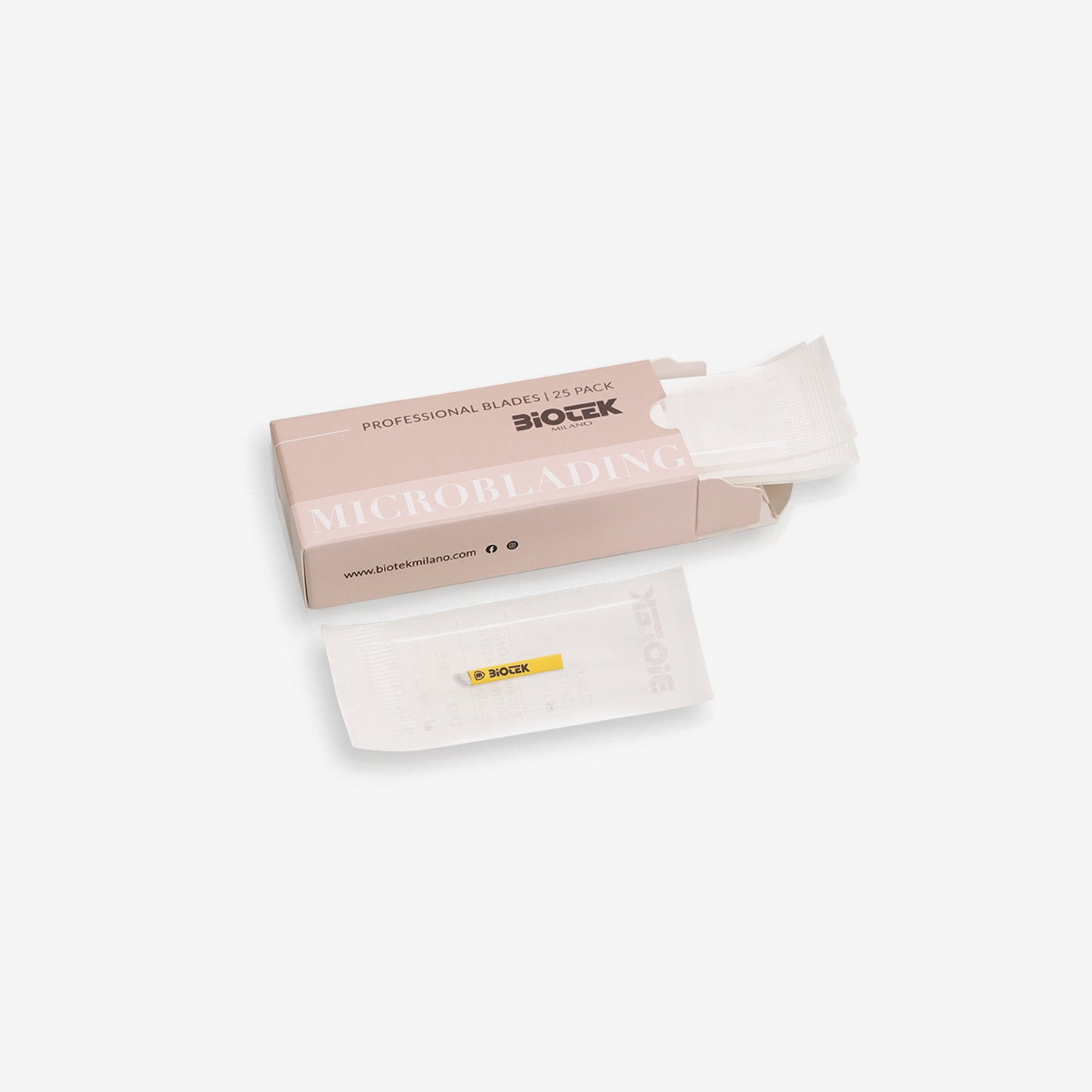 Biotek Microblading Blades Flexi 16C 0,18 mm - 12000-027-07