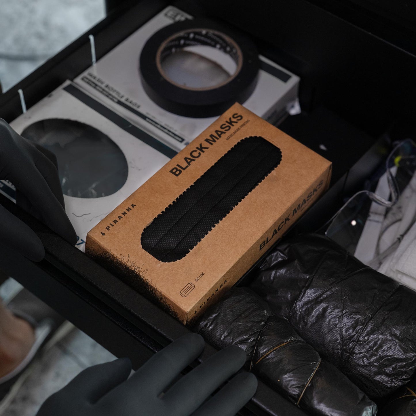 Piranha Máscara Negra 50 Unidades